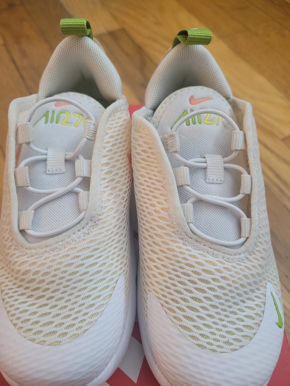 TD Size 10C Air 270 Lightweight Mesh Sneakers - White with Green Accents